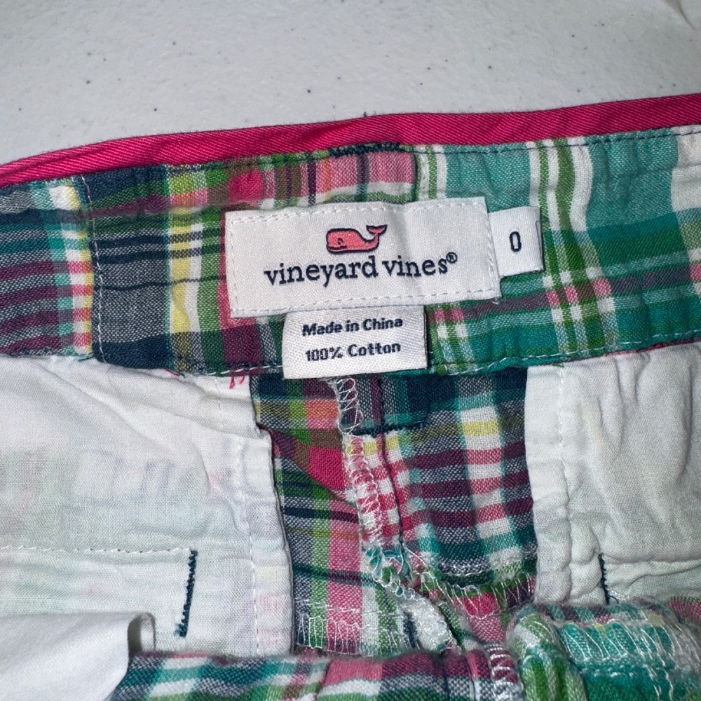 EUC Vineyard Vines Patchwork Madras Shorts Size 0 - Picture 2 of 5